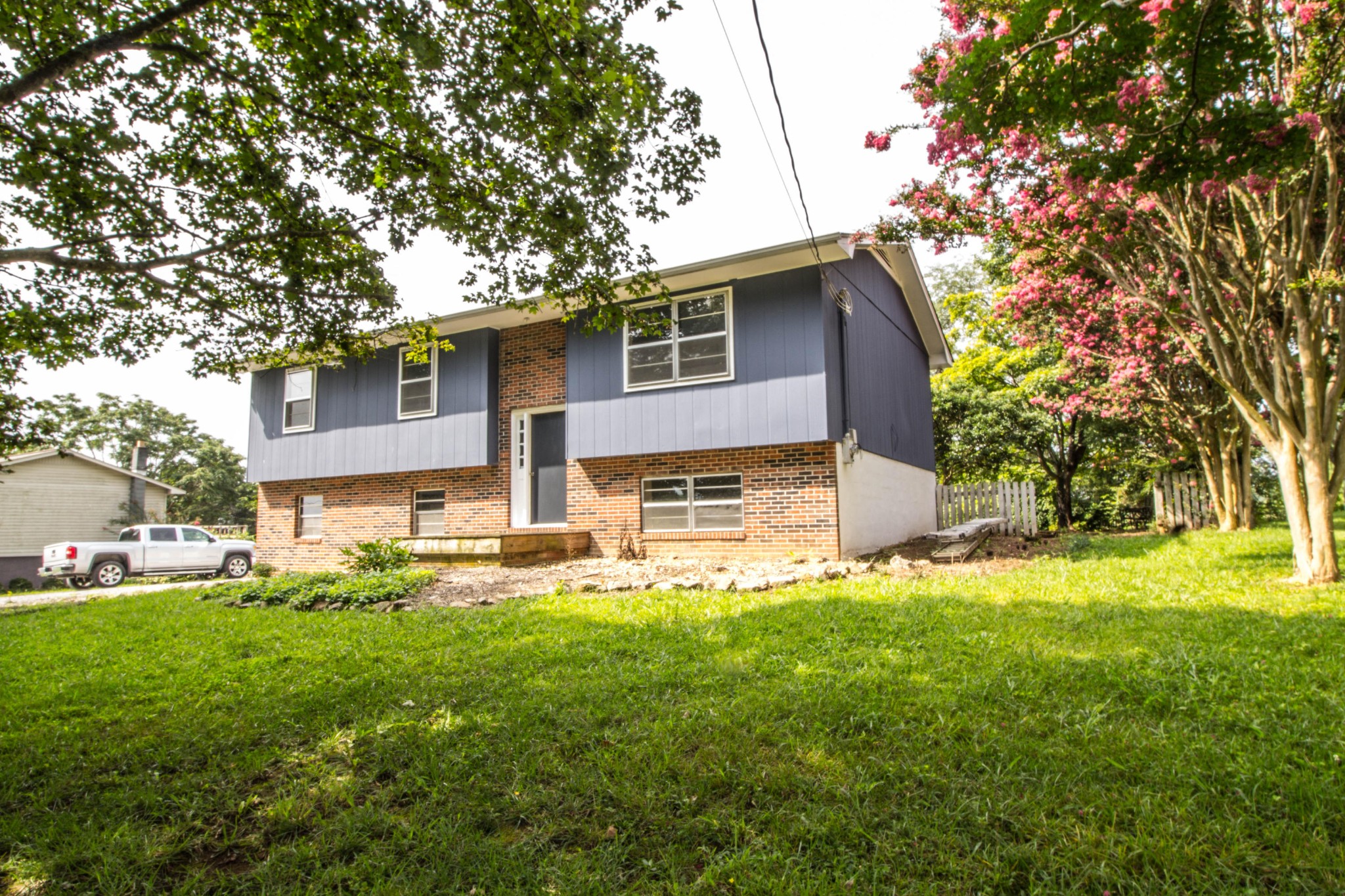 307 West Mountain View Road Corryton, TN 37721 - Photo 5 of 28 Gallery Image 5