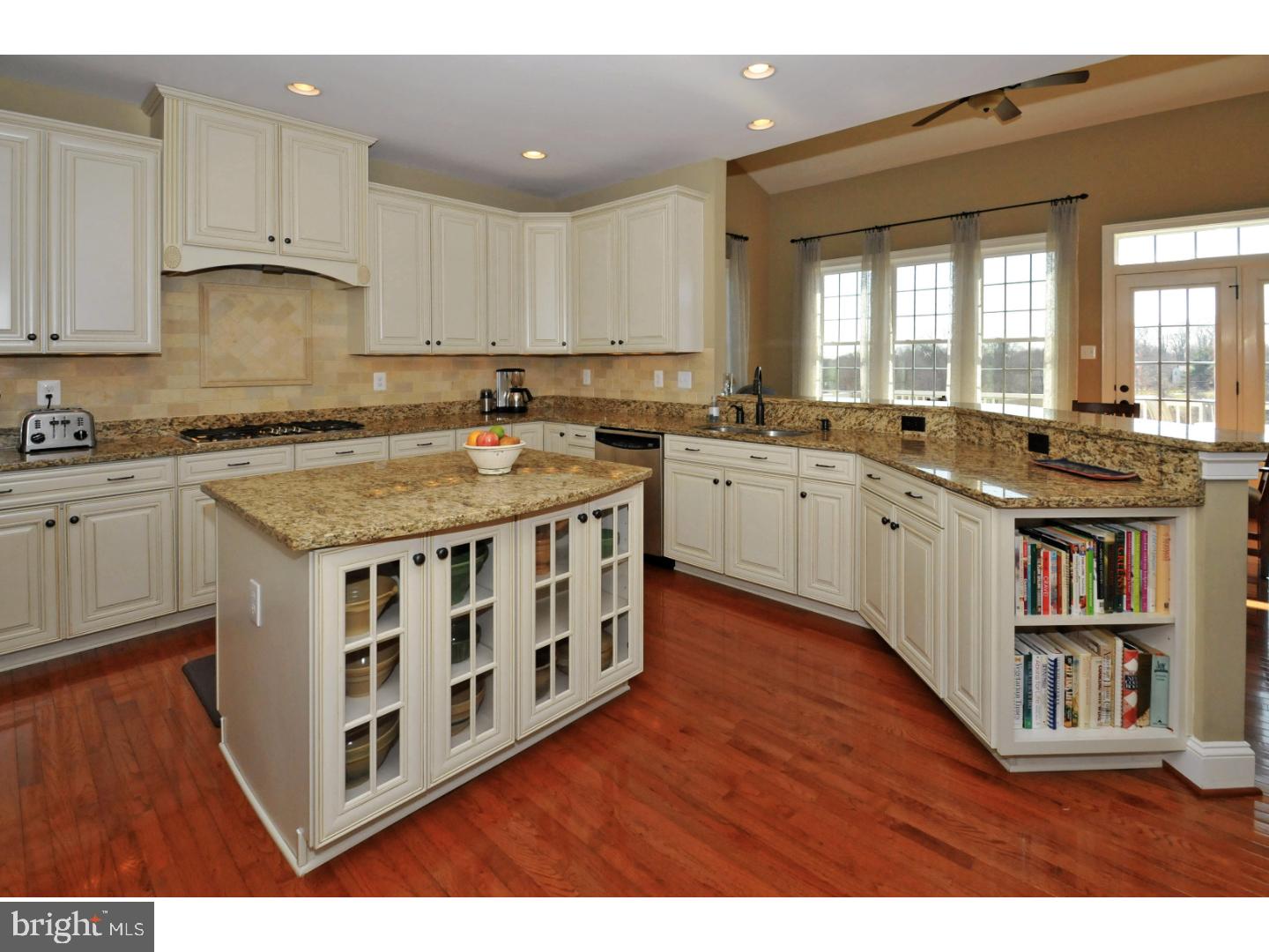 1364 Spring Hill Road Norristown, PA 19403 - Photo 6 of 25 Kitchen
