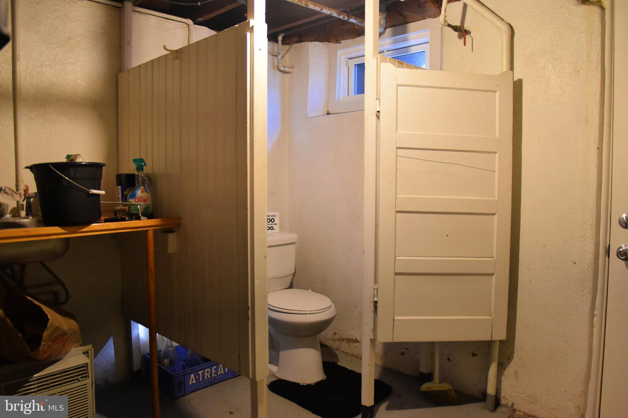 630 Walnut Street Emmaus, PA 18049 - Photo 34 of 43 Basement half bath