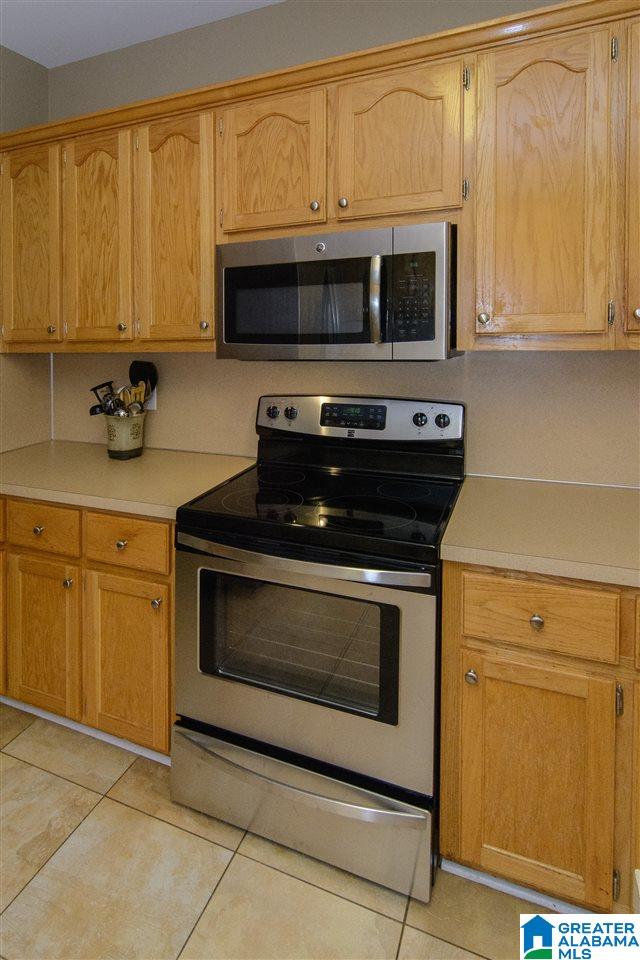 135 Magnolia Ridge Circle Chelsea, AL 35043 - Photo 15 of 49 Gallery Image 15