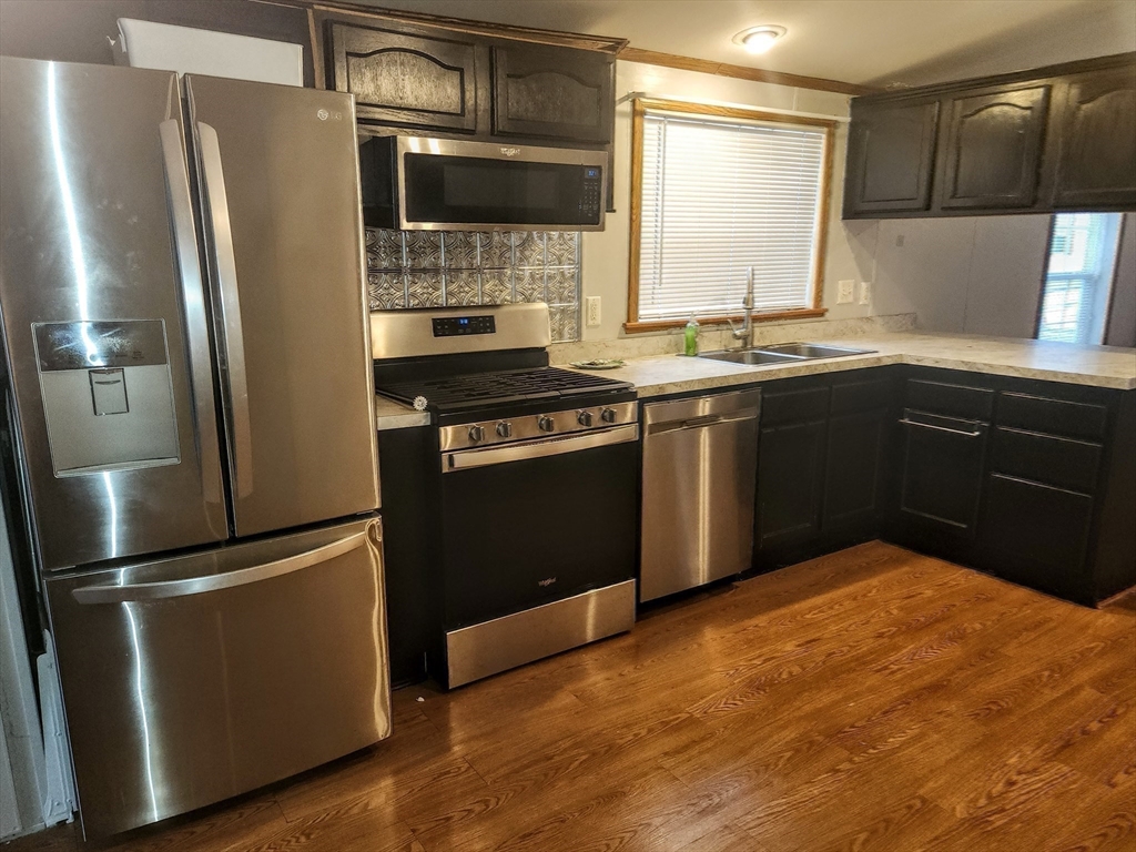 8 Chesapeake Road Holbrook, MA 02343 - Photo 11 of 27