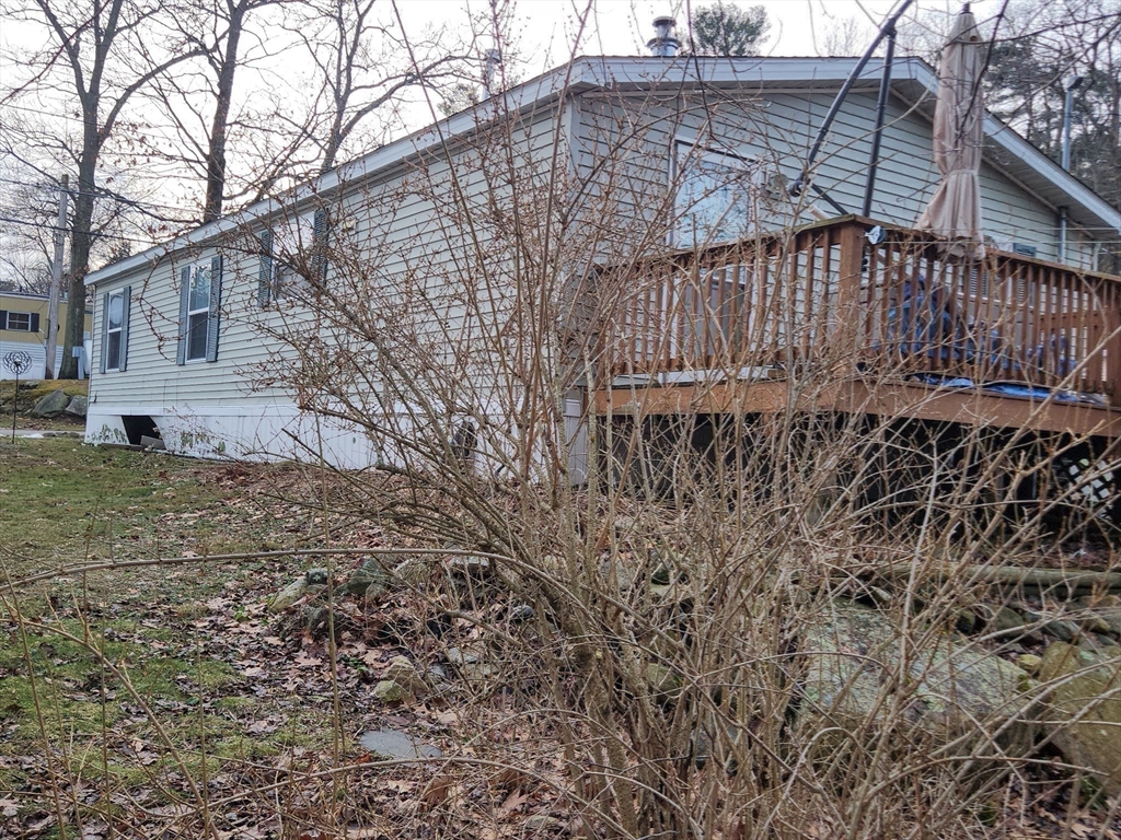 8 Chesapeake Road Holbrook, MA 02343 - Photo 4 of 27