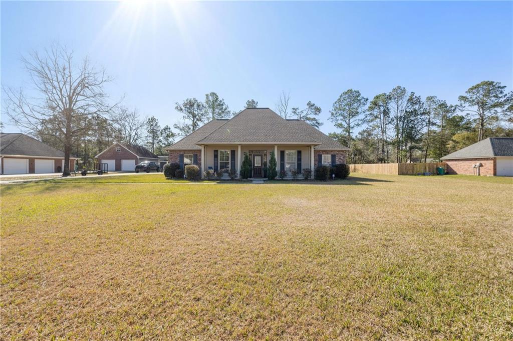 41410 Rue Chene Ponchatoula, LA 70454 - Photo 2 of 26 Gallery Image 2