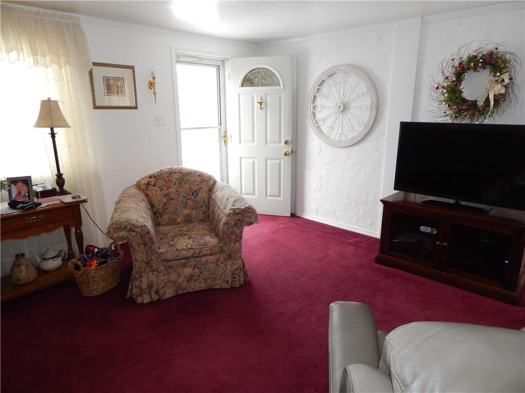 283 Rainey Road Eighty Four, PA 15330 - Photo 4 of 12 Living Room area