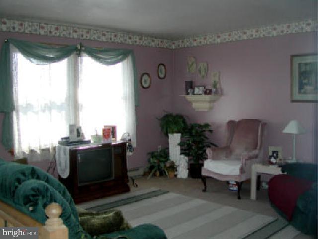 456 Stone Church Road Carlisle, PA 17015 - Photo 3 of 7 Gallery Image 3