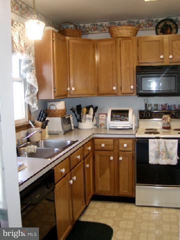 456 Stone Church Road Carlisle, PA 17015 - Photo 6 of 7 Gallery Image 6