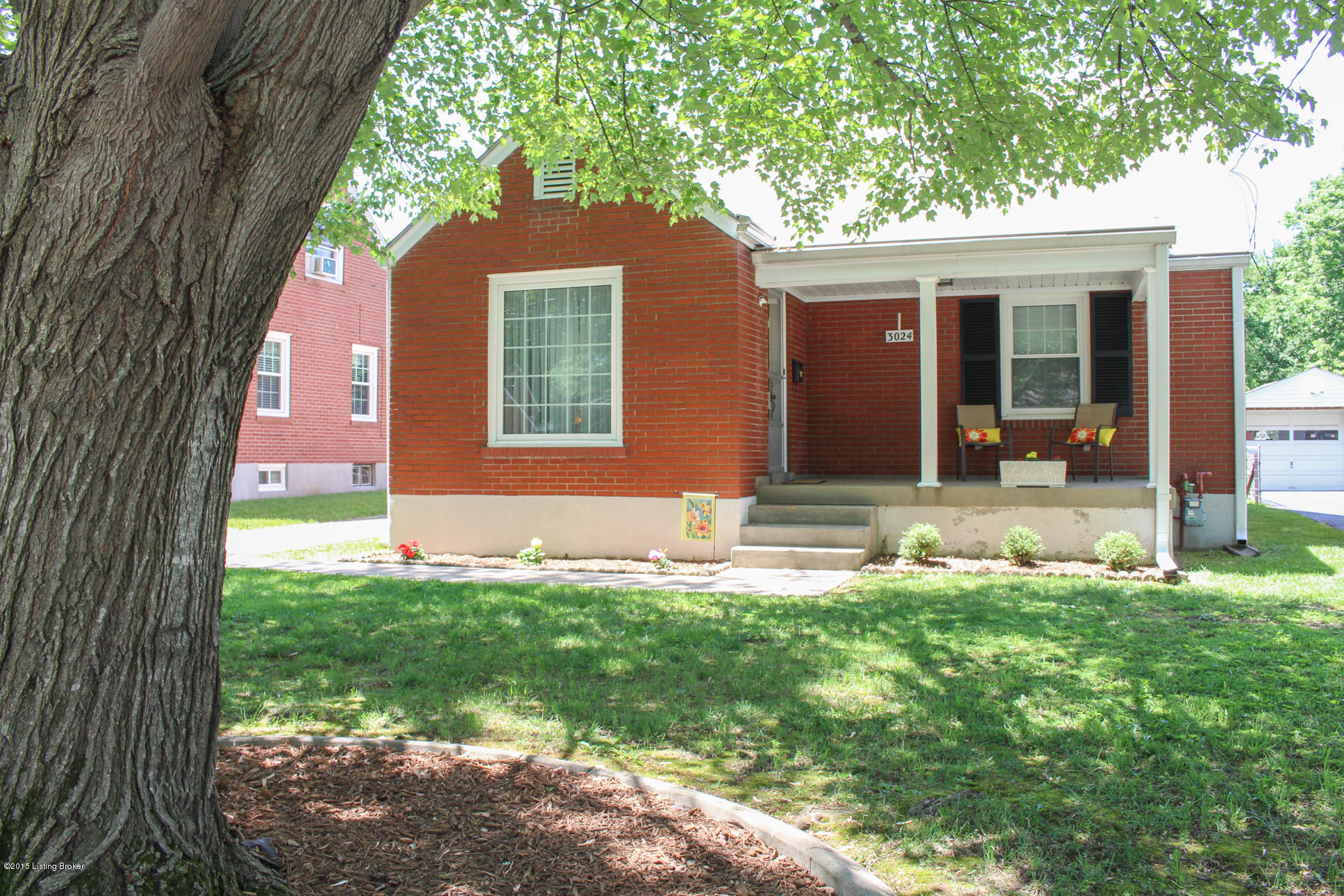 3024 Bobolink Road Louisville, KY 40217 - Photo 1 of 43 IMG_1285