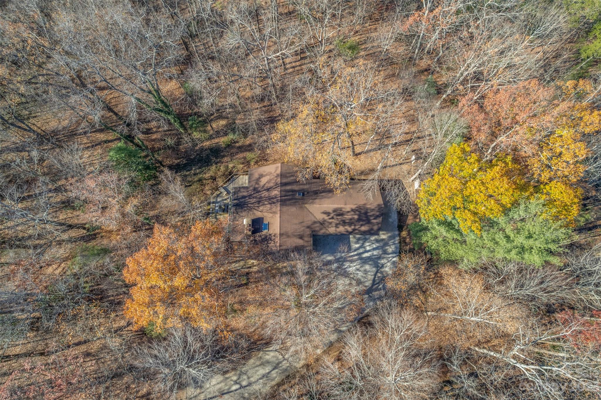 548 Howard Gap Road Tryon, NC 28782 - Photo 45 of 48 a backyard of a house