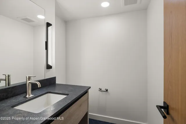 $13,990,000 | 360 Wood Road, Unit 501, Snowmass Village, CO 81615