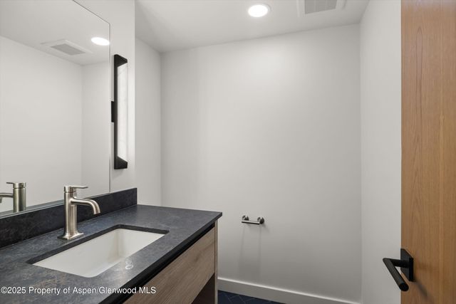 $13,990,000 | 360 Wood Road, Unit 501, Snowmass Village, CO 81615