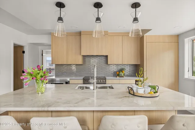 $13,990,000 | 360 Wood Road, Unit 501, Snowmass Village, CO 81615