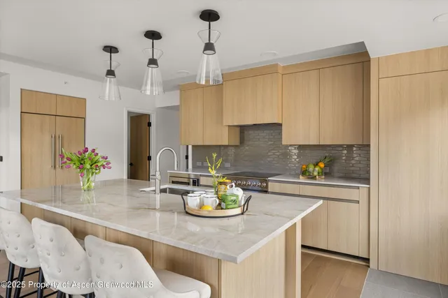 $13,990,000 | 360 Wood Road, Unit 501, Snowmass Village, CO 81615