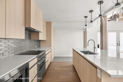 $13,990,000 | 360 Wood Road, Unit 501, Snowmass Village, CO 81615