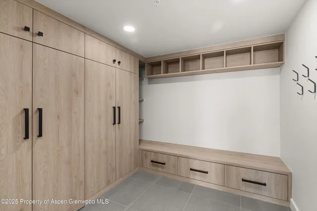 $13,990,000 | 360 Wood Road, Unit 501, Snowmass Village, CO 81615