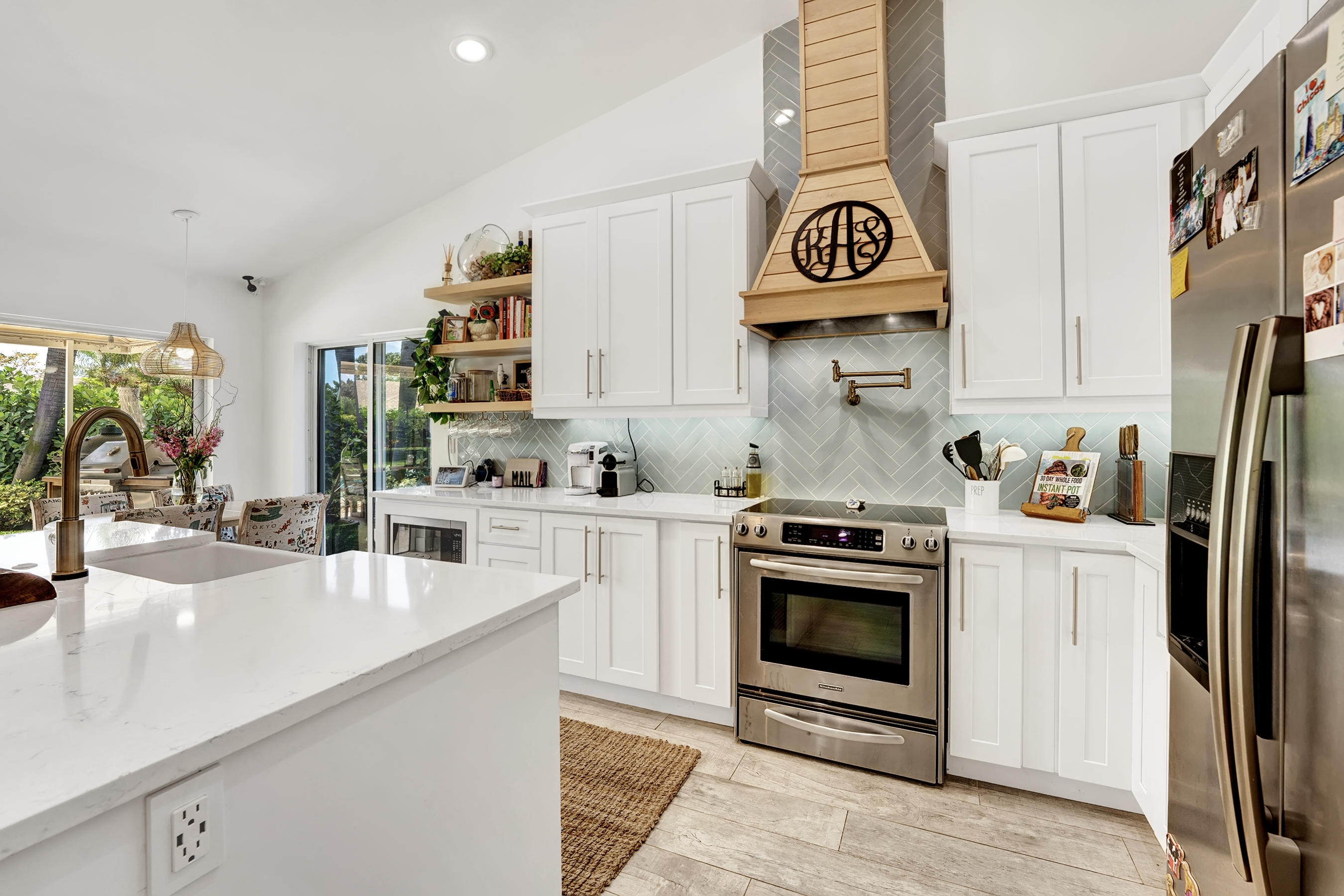 415 Enfield Road Delray Beach, FL 33444 - Photo 12 of 38 DSC01758