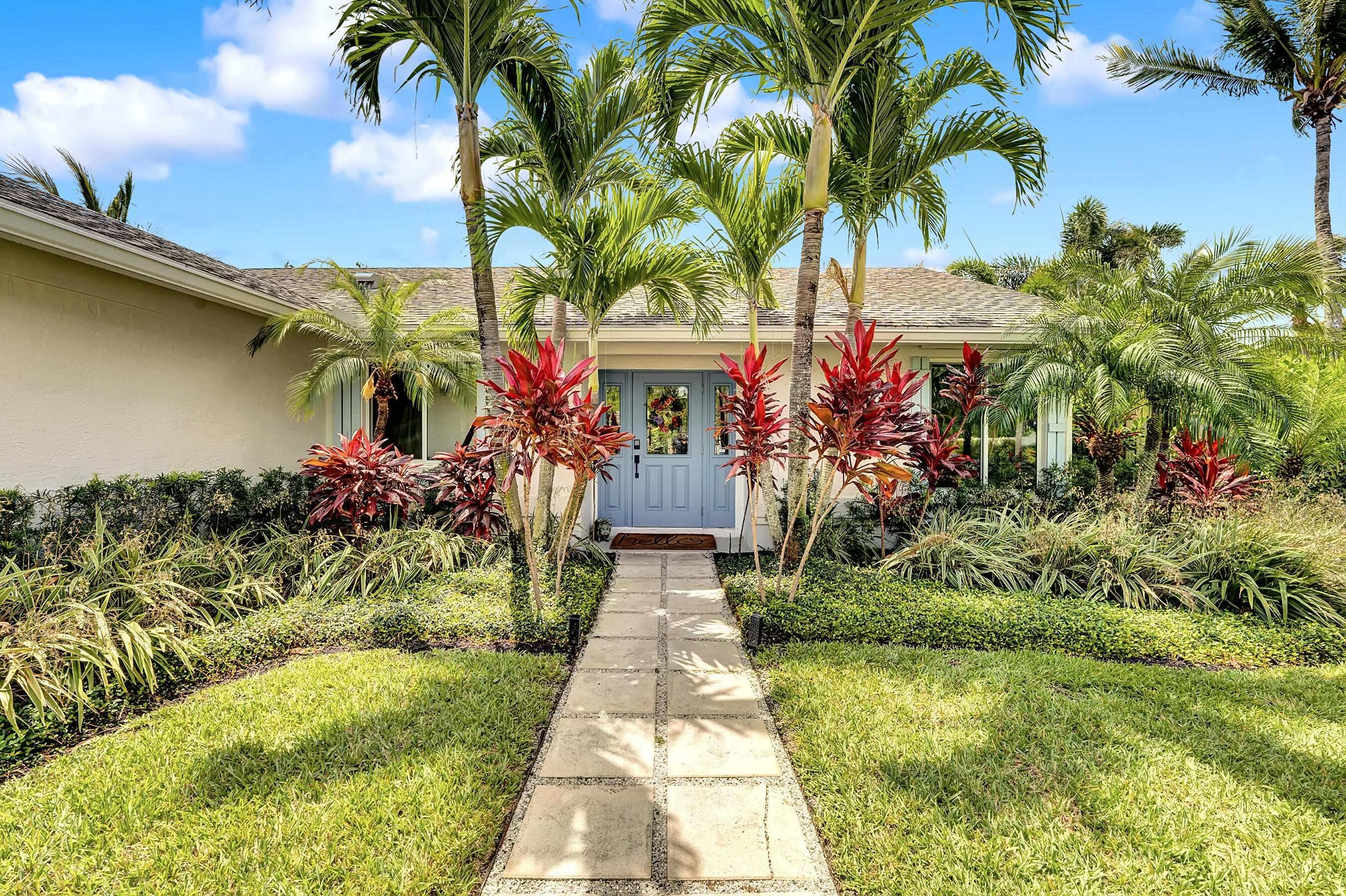 415 Enfield Road Delray Beach, FL 33444 - Photo 3 of 38 DSC01638