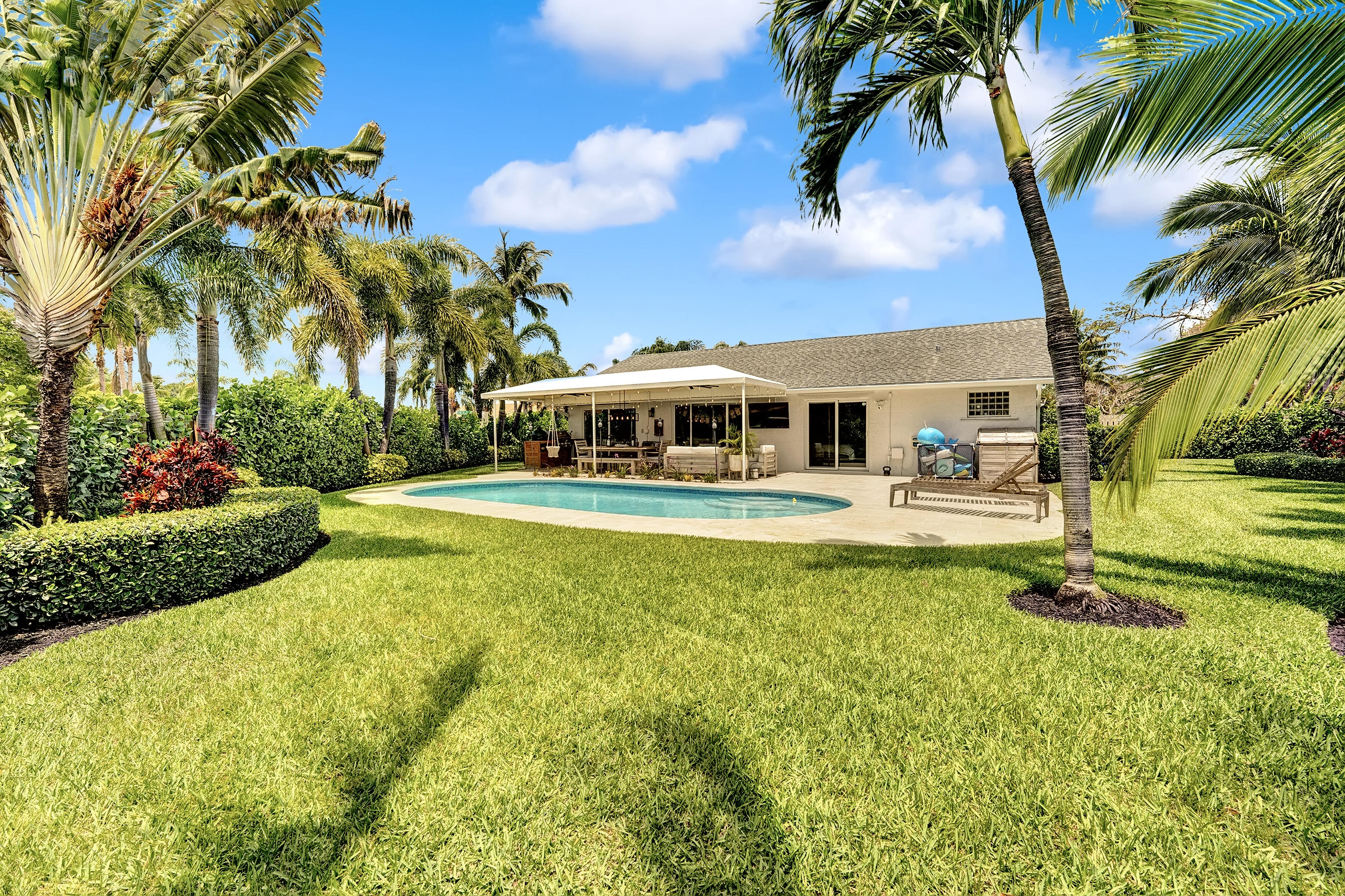 415 Enfield Road Delray Beach, FL 33444 - Photo 31 of 38 DSC01793