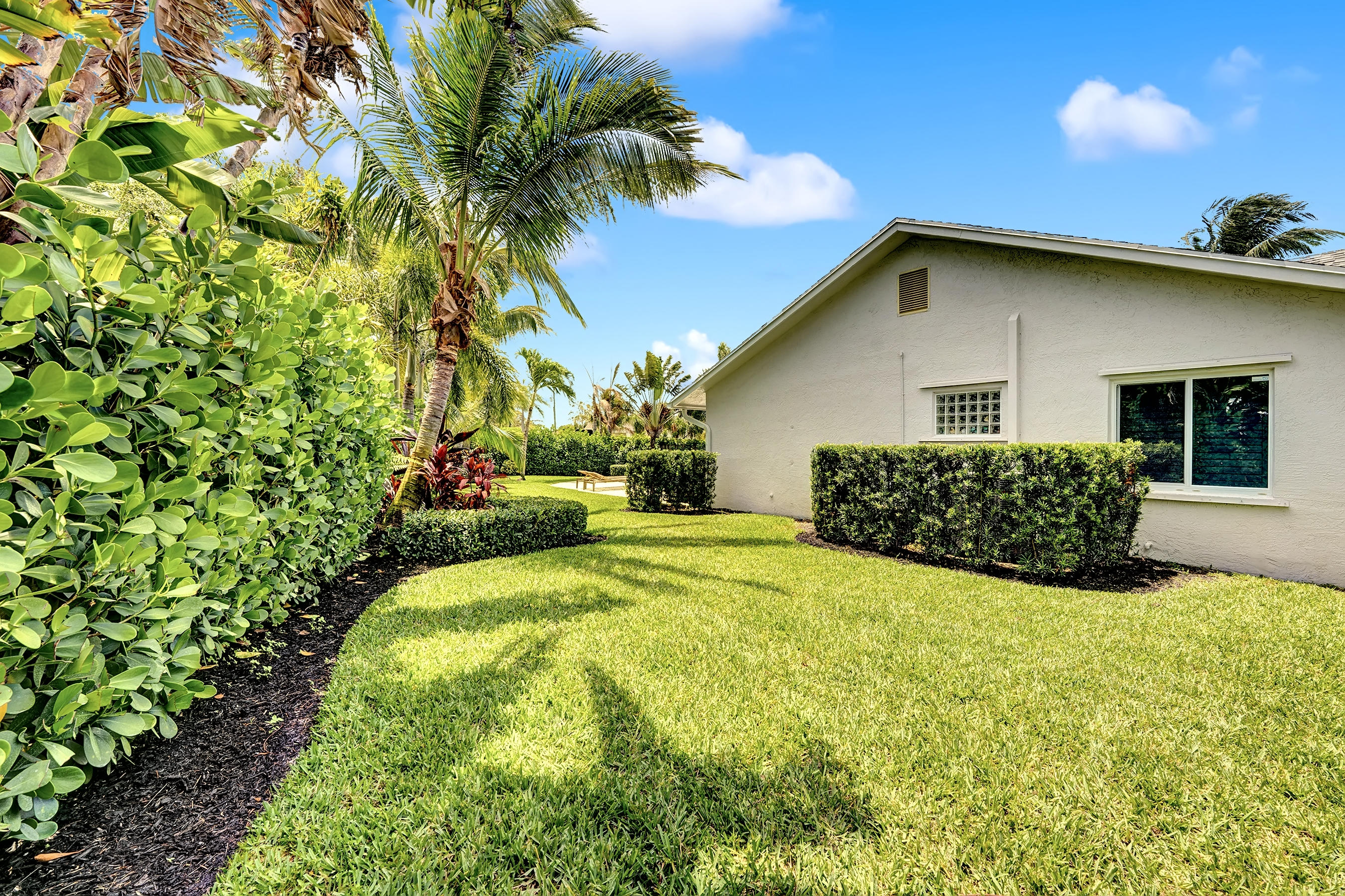 415 Enfield Road Delray Beach, FL 33444 - Photo 37 of 38 DSC01773