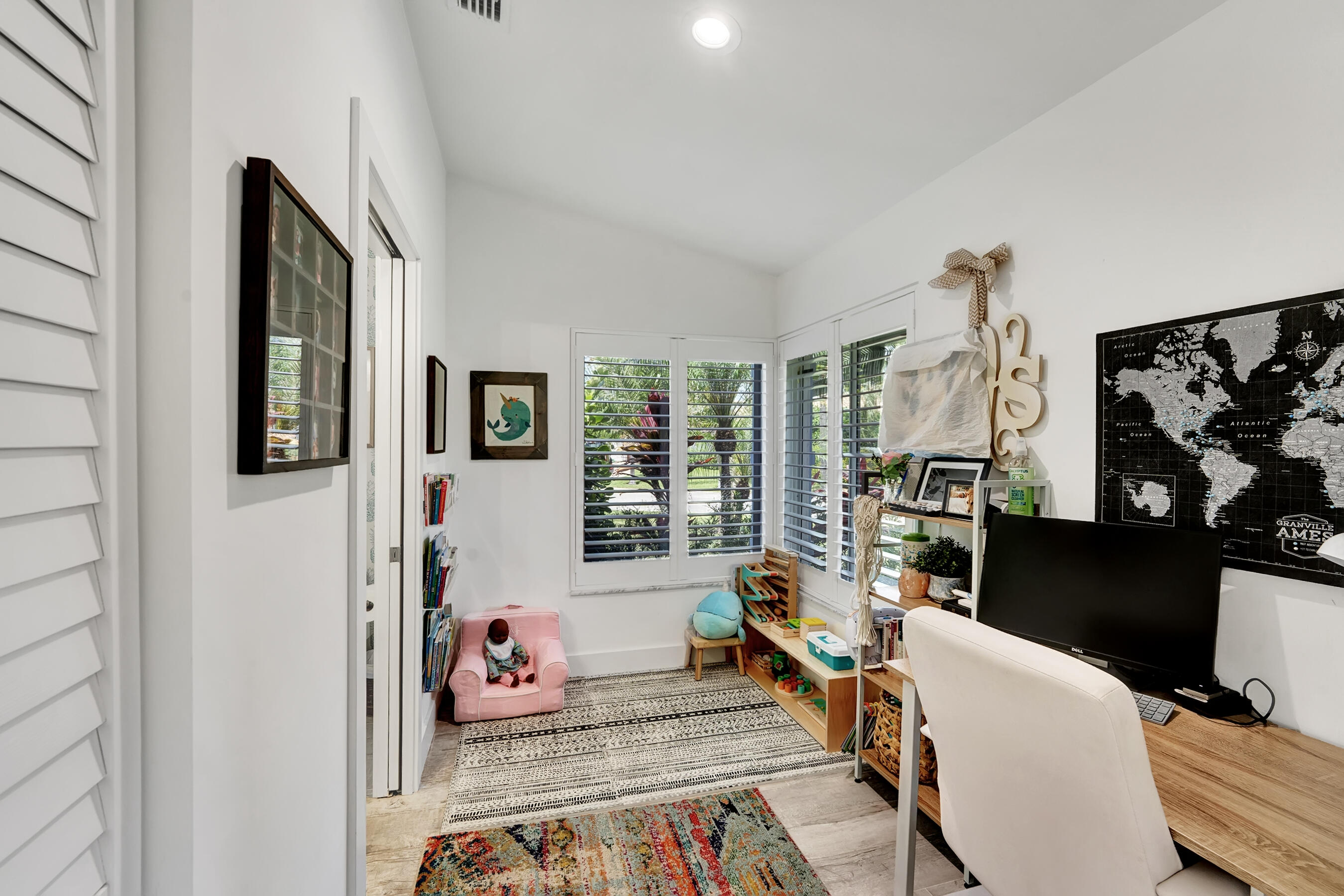 415 Enfield Road Delray Beach, FL 33444 - Photo 5 of 38 DSC01643