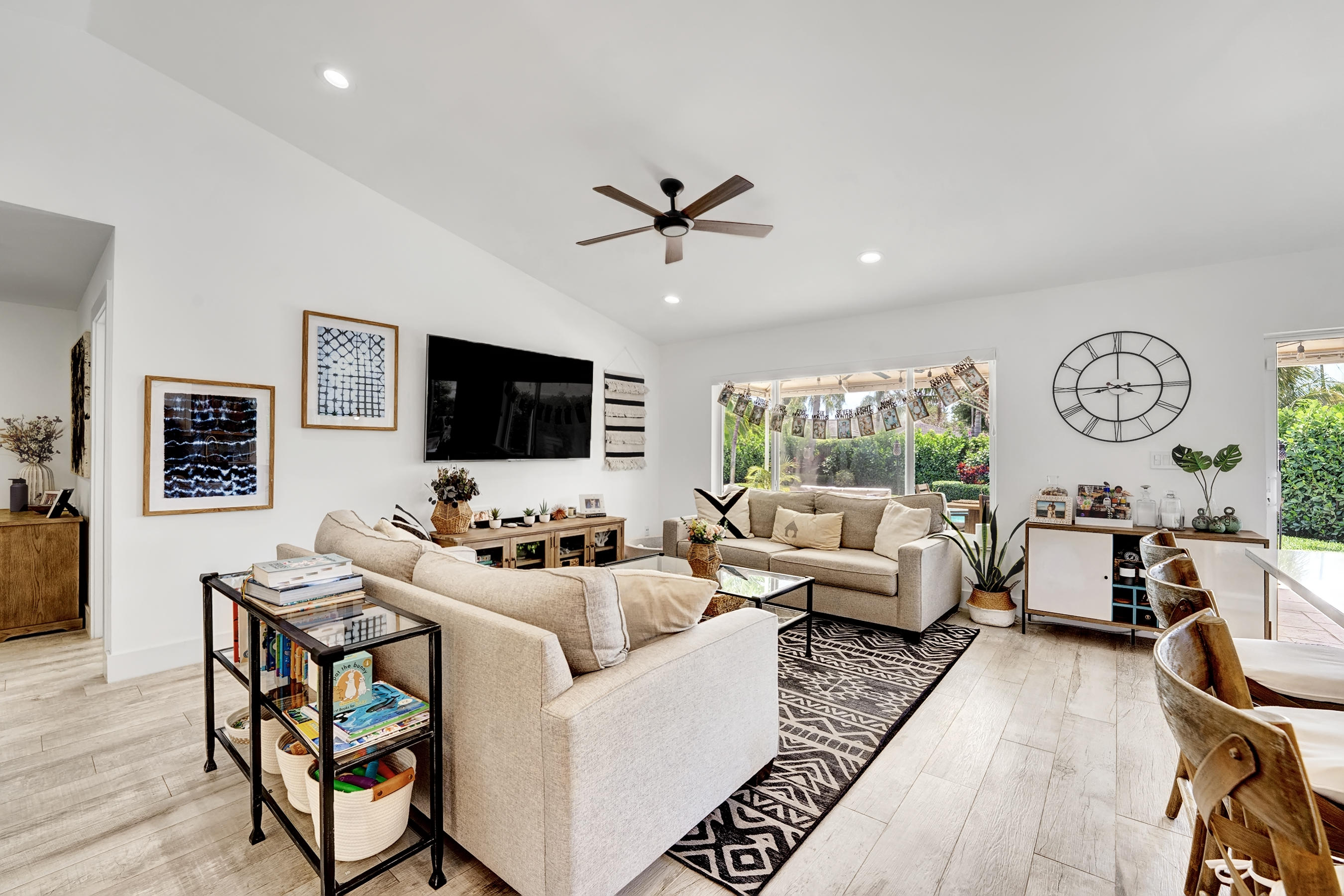 415 Enfield Road Delray Beach, FL 33444 - Photo 8 of 38 DSC01713