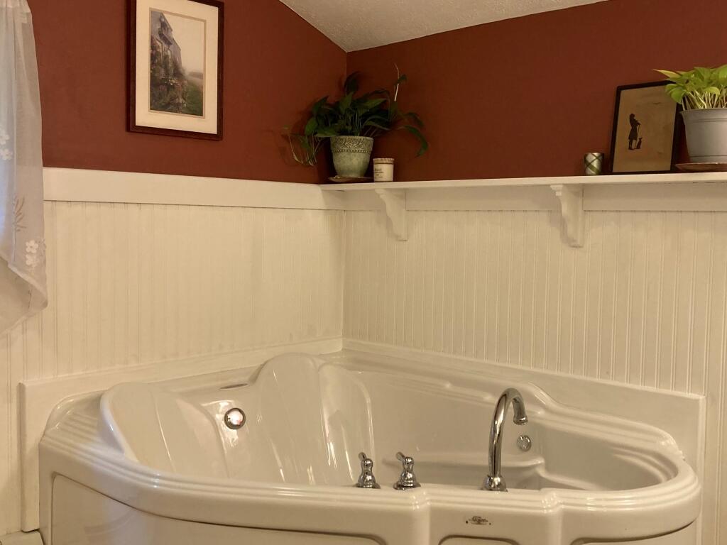 66 Old Falls Pond Road Alfred, ME 04002 - Photo 22 of 39 Bathroom 2