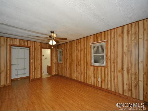 314 Little Cove Road Waynesville, NC 28786 - Photo 8 of 14 Gallery Image 8