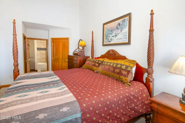 $925,000 | 240 Chapel Place, Unit BR328, Avon, CO 81620