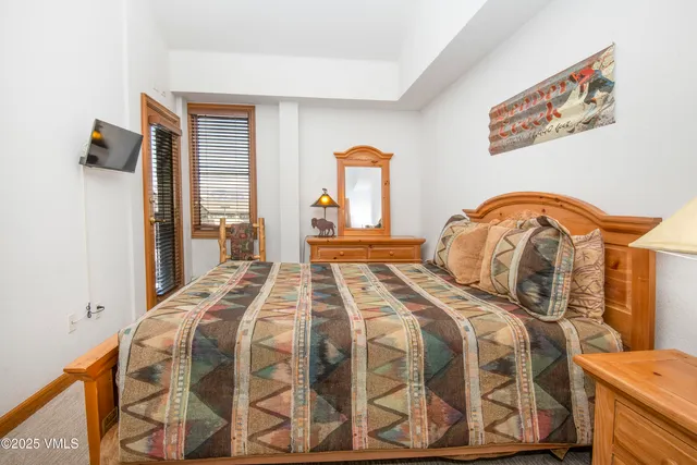 $925,000 | 240 Chapel Place, Unit BR328, Avon, CO 81620