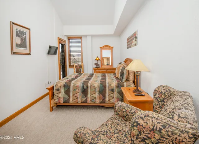 $925,000 | 240 Chapel Place, Unit BR328, Avon, CO 81620