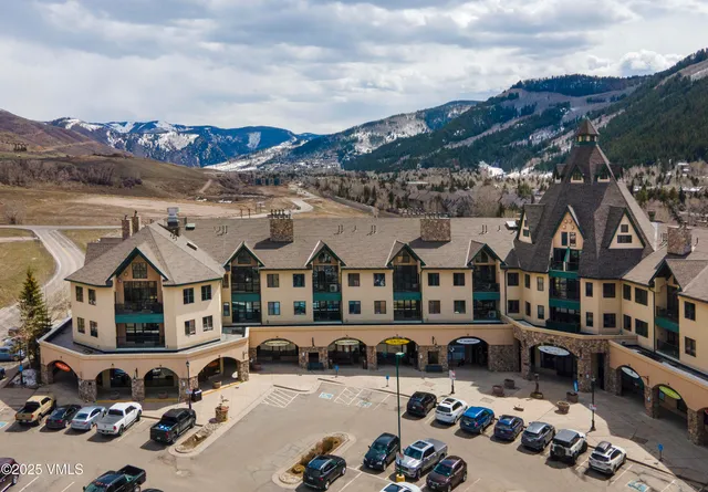 $925,000 | 240 Chapel Place, Unit BR328, Avon, CO 81620