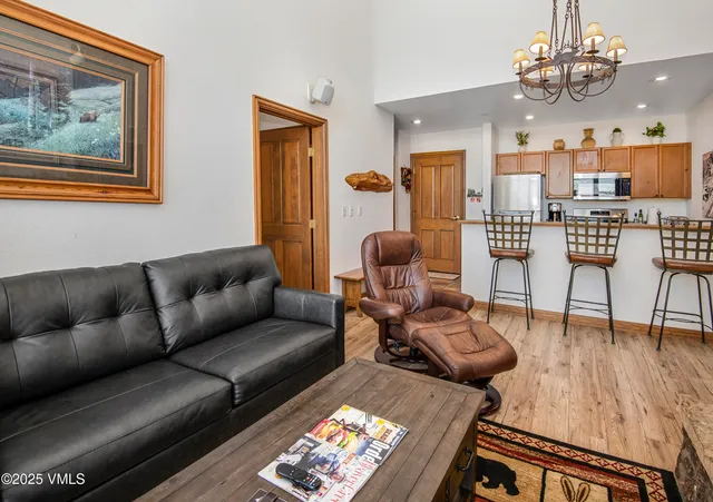 $925,000 | 240 Chapel Place, Unit BR328, Avon, CO 81620