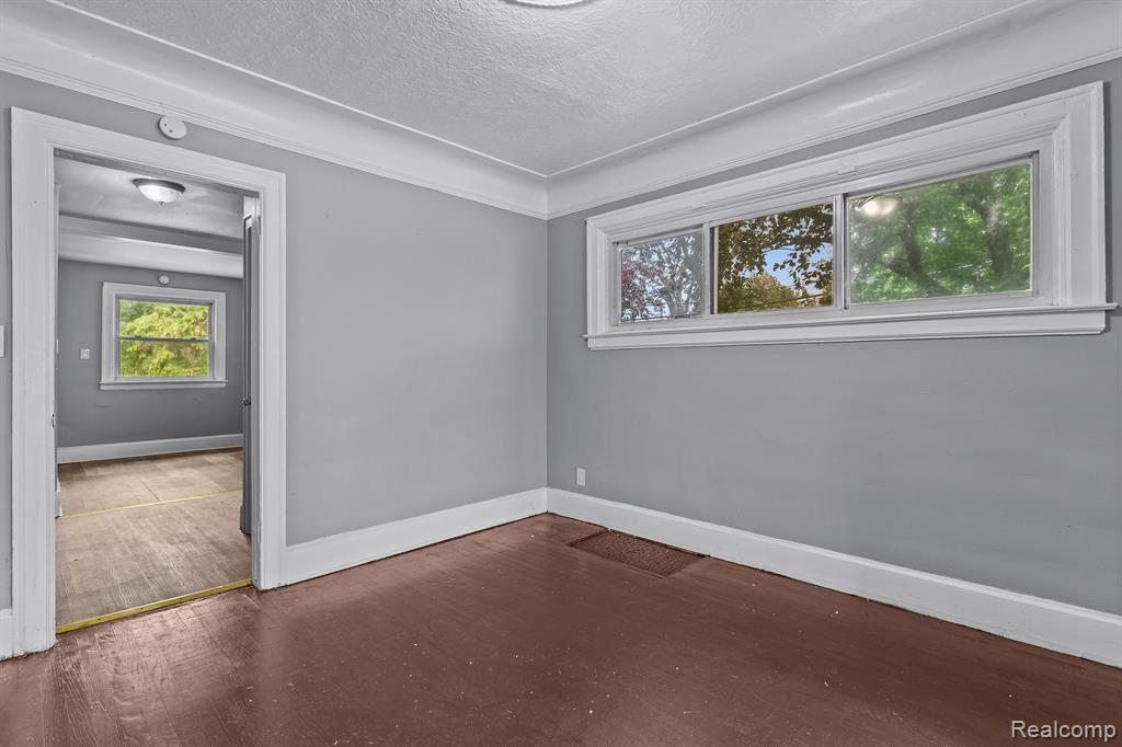 13630 Castleton Street Detroit, MI 48227 - Photo 7 of 20 Gallery Image 7