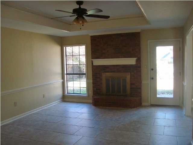121 Brandy Run Road Brandon, MS 39047 - Photo 3 of 16 Family room