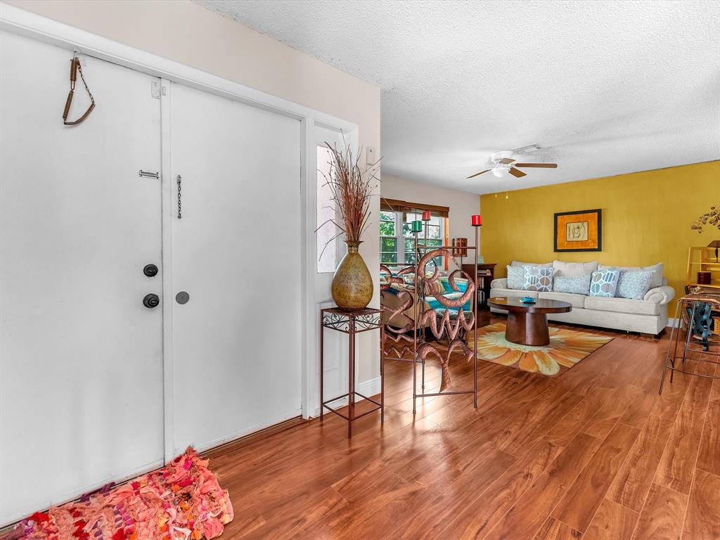 6171 Southwest 6th Street Margate, FL 33068 - Photo 6 of 34