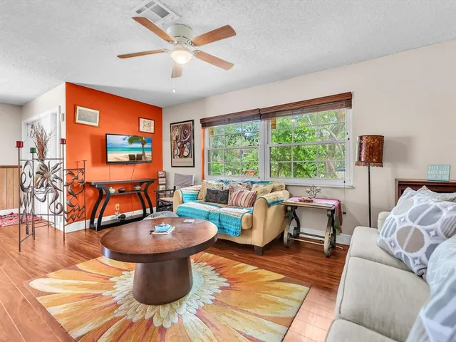 $389,000 | 6171 Southwest 6th Street, Margate, FL 33068