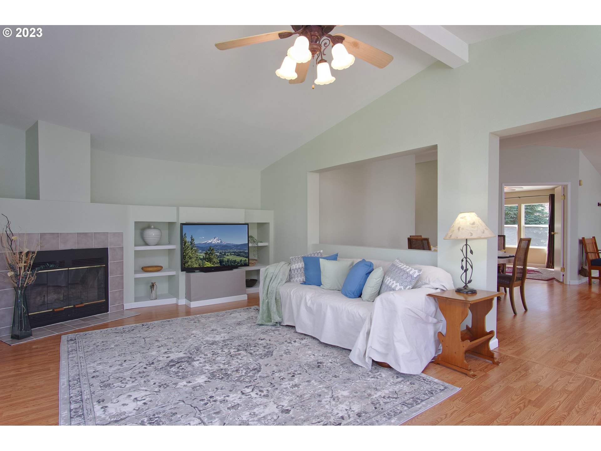 18950 South Ridge Road Oregon City, OR 97045 - Photo 6 of 27 a living room with furniture and a fireplace
