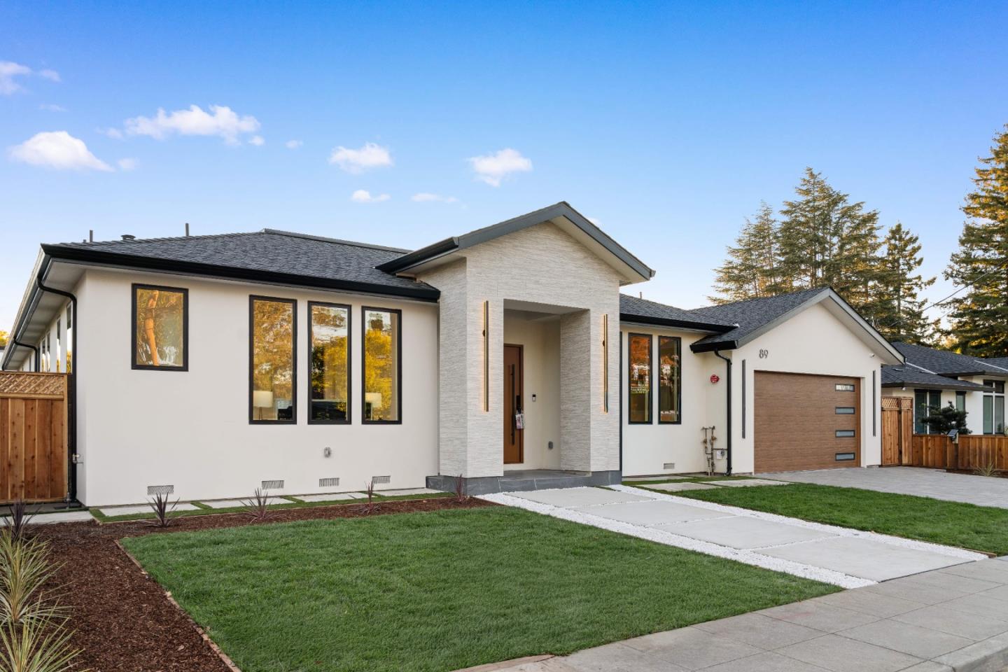 89 Centre Street Mountain View, CA 94041 - Photo 2 of 56