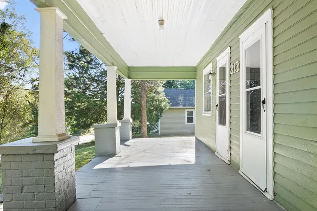 $1,100 | 313 California Avenue, Unit B, Chattanooga, TN 37415