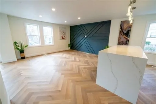 a view of livingroom with furniture