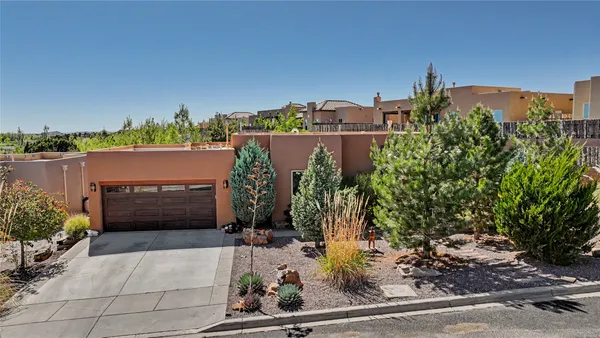 $699,000 | 43 Canto Del Pajaro, Santa Fe, NM 87508