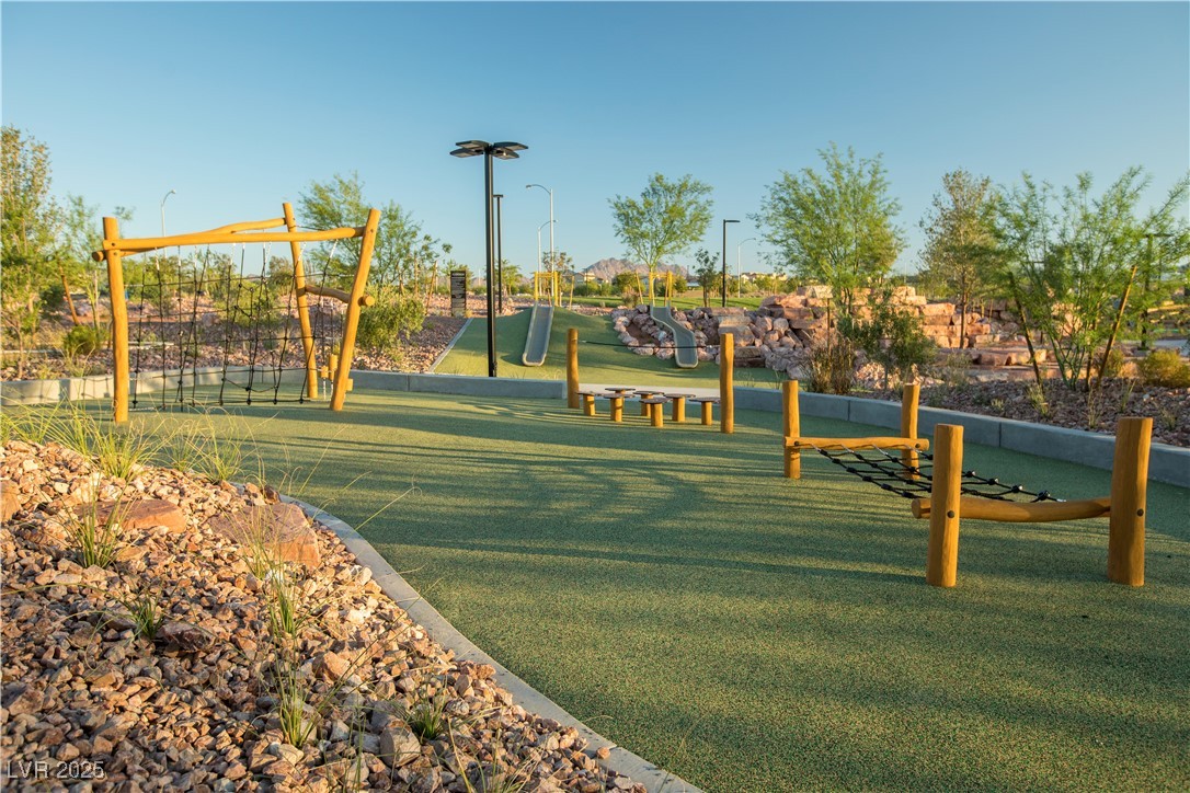 318 Taylor Street Henderson, NV 89015 - Photo 42 of 47 Opus and Surrounding Area