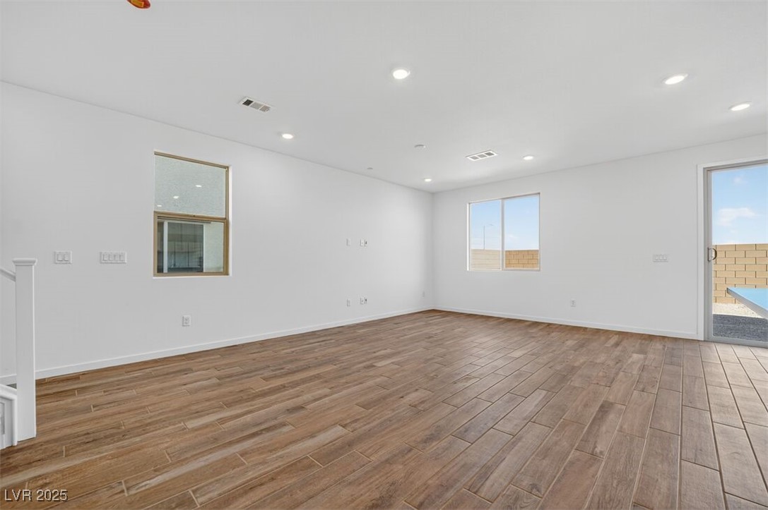 318 Taylor Street Henderson, NV 89015 - Photo 5 of 47 318 Taylor Street ~ Ready Now