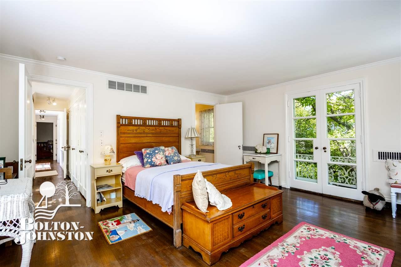 94 Touraine Road Grosse Pointe, MI 48236 - Photo 58 of 95 50012602-57.JPG