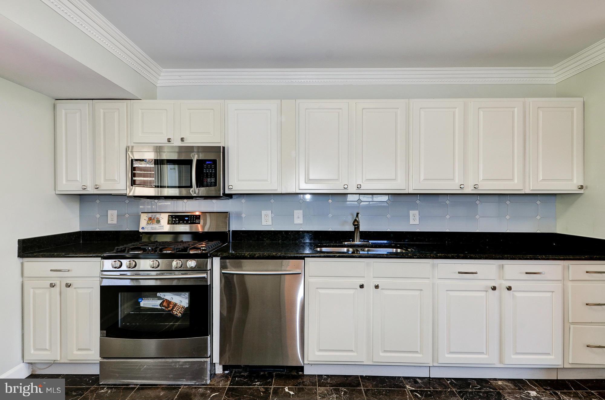 805 Montrose Road Rockville, MD 20852 - Photo 9 of 30 Kitchen