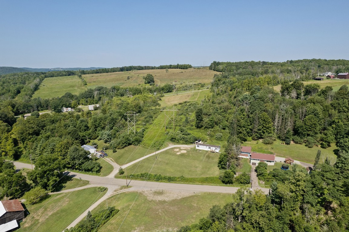 2139 Bradley Creek Road Johnson City, NY 13790 - Photo 11 of 15