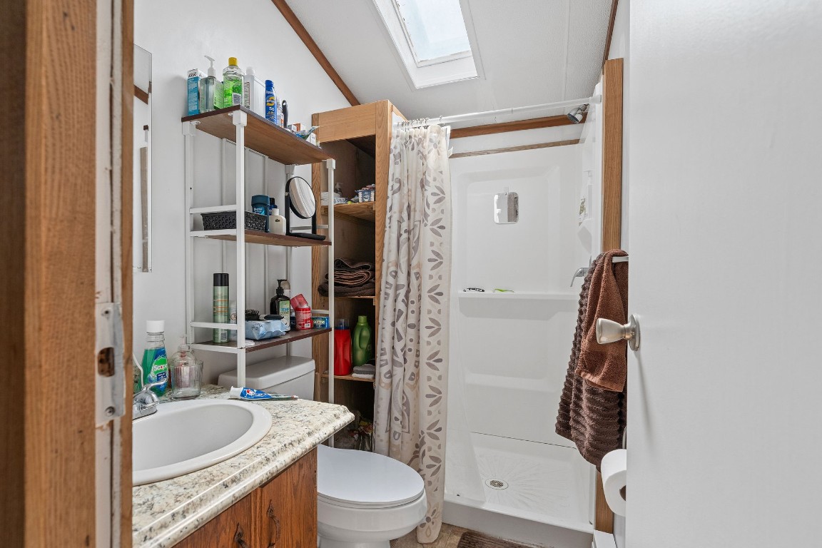 2139 Bradley Creek Road Johnson City, NY 13790 - Photo 5 of 15