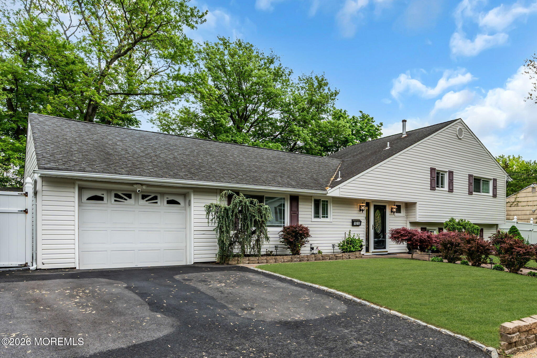 1010 Fordham Road Neptune Township, NJ 07753 - Photo 2 of 68 2-web-or-mls-2-print-DSC08367-1b