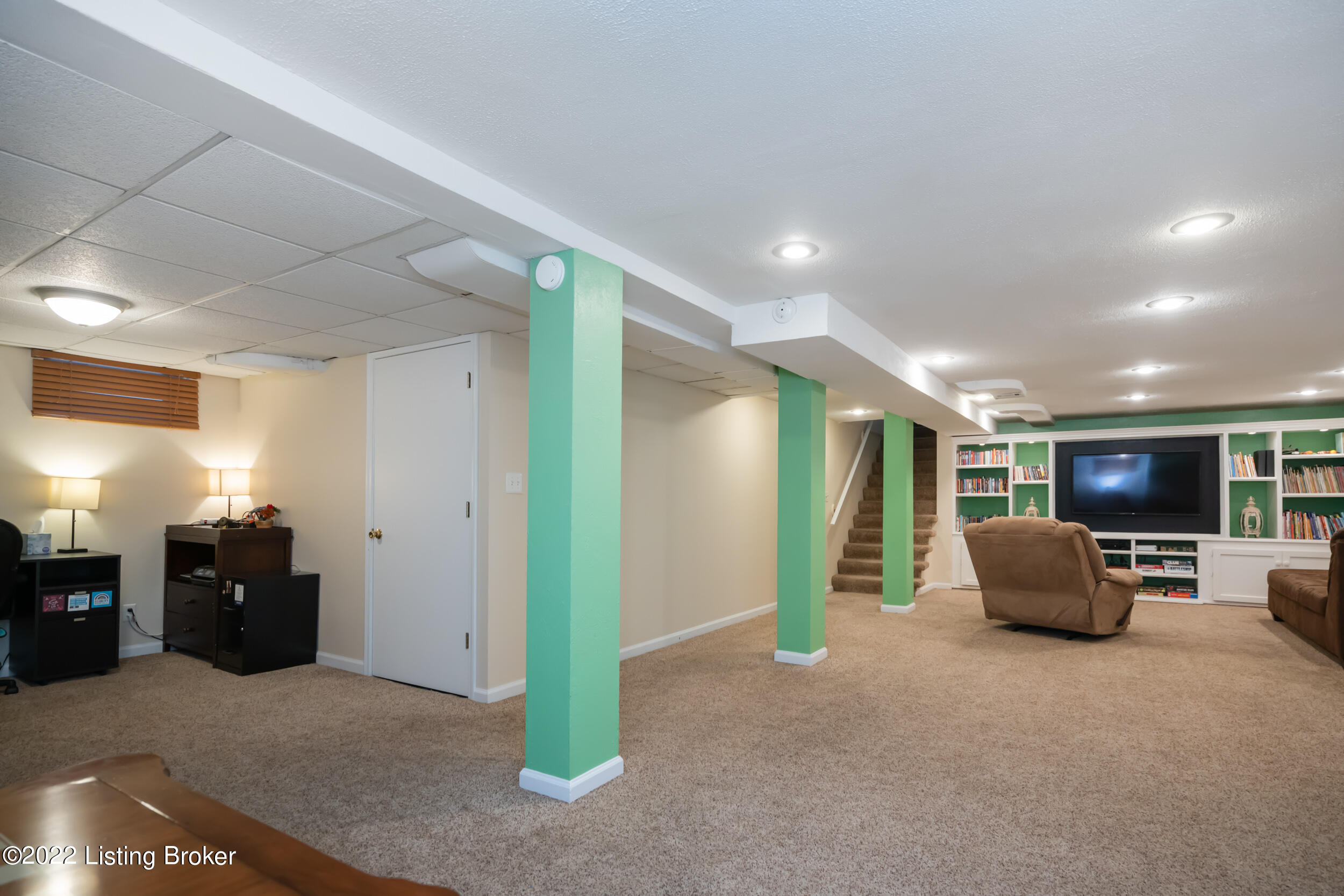 4604 Spen Lea Road Louisville, KY 40216 - Photo 24 of 38 4604 Spen Lea Road-34