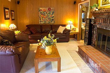 25079 Rim Rock Road Idyllwild, CA 92549 - Photo 12 of 31 Livingroom