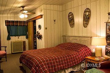 25079 Rim Rock Road Idyllwild, CA 92549 - Photo 26 of 31 Guest Cottage